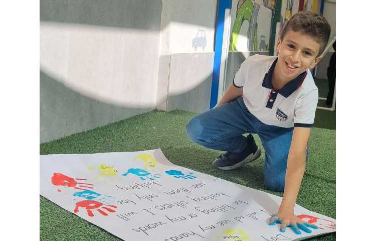 آموزش زبان : آگاهی‌بخشی در مورد پیشگیری از خشونتBullying Prevention Awareness 8