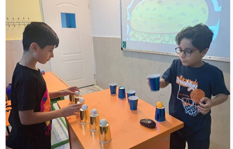 آموزش زبان با بازی و پاسخ به سوالات 1