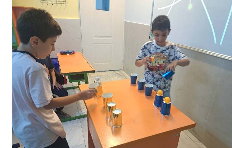 آموزش زبان با بازی و پاسخ به سوالات 3