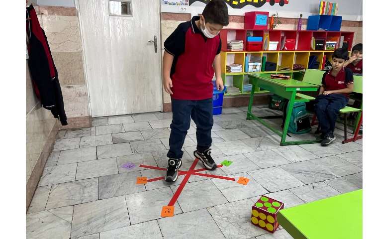 آموزش زبان با بازی