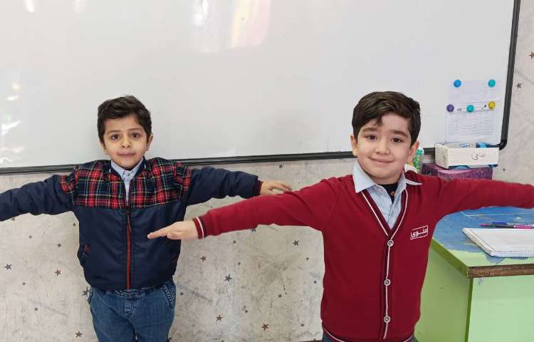 آموزش زبان کامپیوتر و برنامه با انجام بازی 1