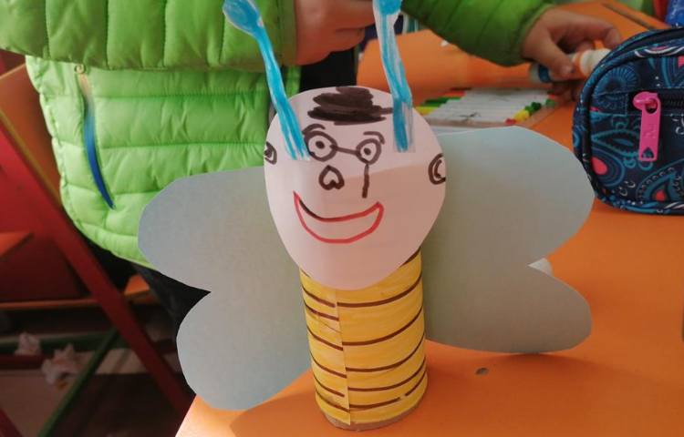 آموزش ساخت دست سازه زنبور 3