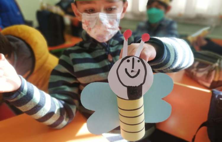 آموزش ساخت دست سازه زنبور 5