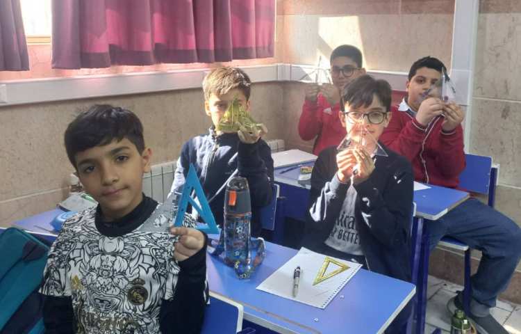 آموزش ساخت زاویه های مختلف با روی هم یا در کنار هم قراردادن دو گونیا