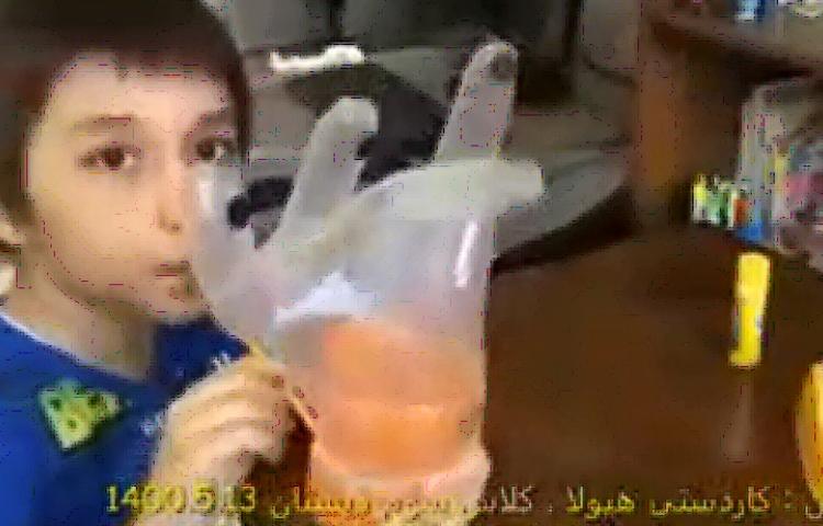 آموزش ساخت کاردستی در کلاس تابستانی خلاقیت 5