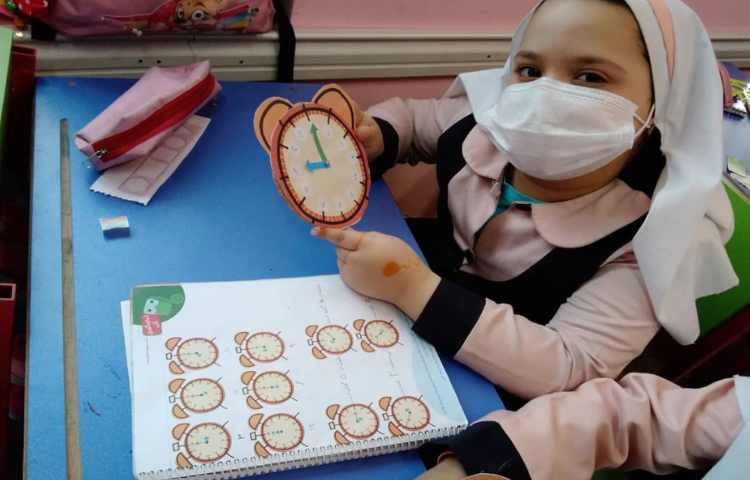 آموزش ساعت به همراه ساخت کاردستی ساعت 5