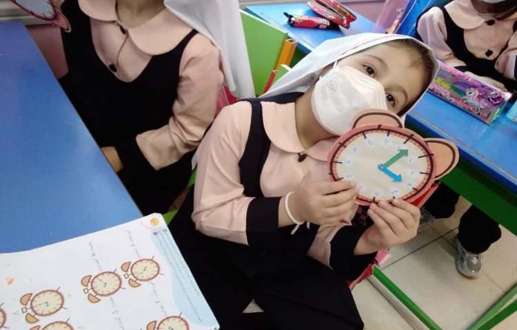 آموزش ساعت به همراه ساخت کاردستی ساعت 8