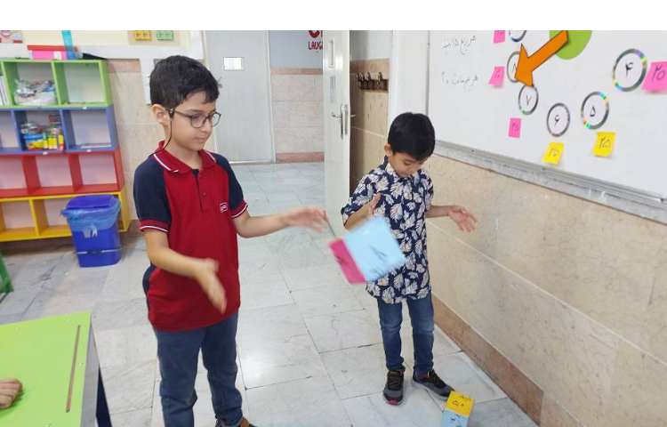 آموزش ساعت همراه با بازی 4