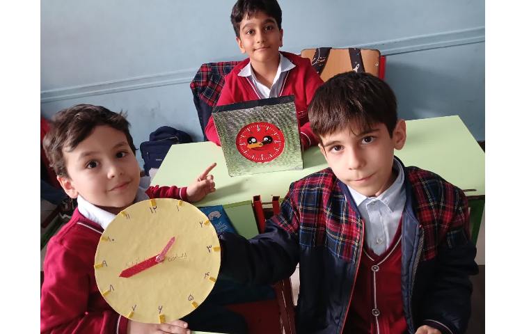 آموزش ساعت و دقیقه 1