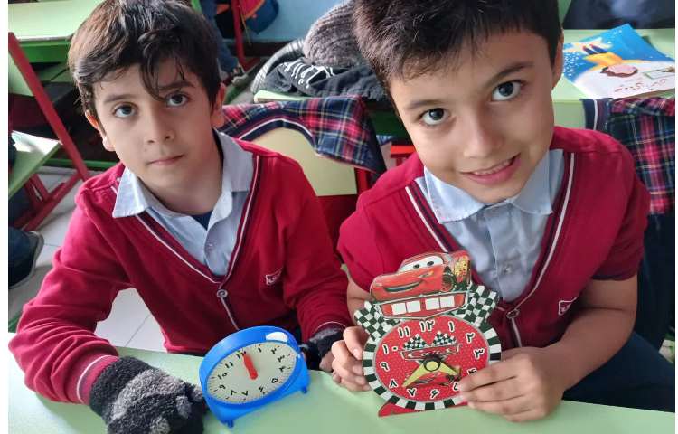 آموزش ساعت و دقیقه 1