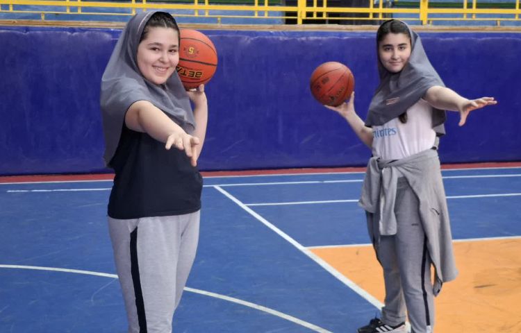 آموزش شوت و پاس
