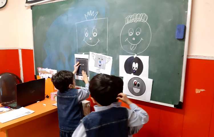 آموزش شکل هندسی مربع در ریاضی همراه با بازی 1