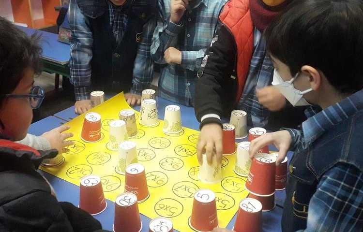 آموزش ضرب با بازی پایه سوم دبستان 1