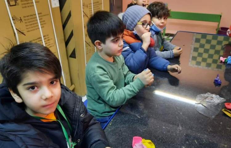 آموزش علوم درس هوا دانش آموزان پایه اول 1