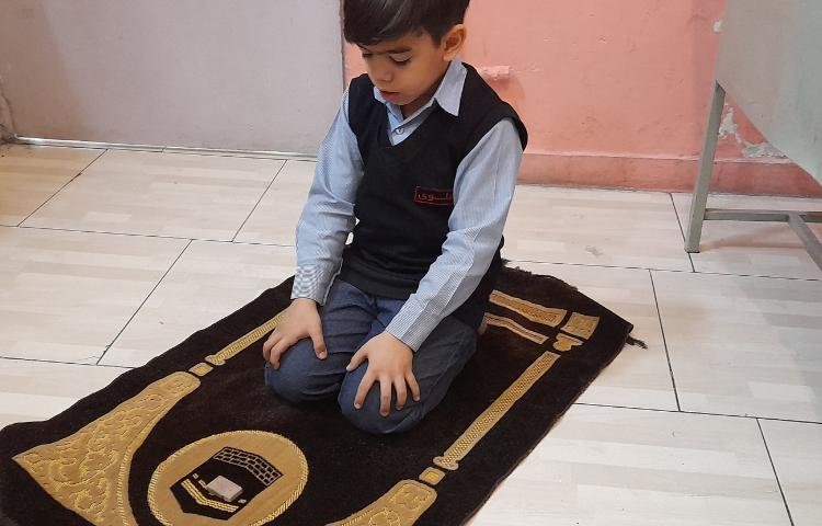 آموزش عملی نماز در پایه سوم 1