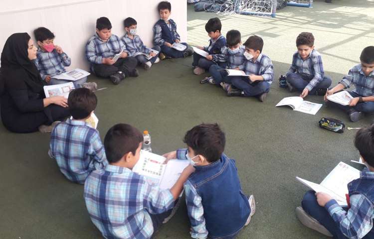 آموزش قرآن در کلاس بدون دیوار پایه دوم 1