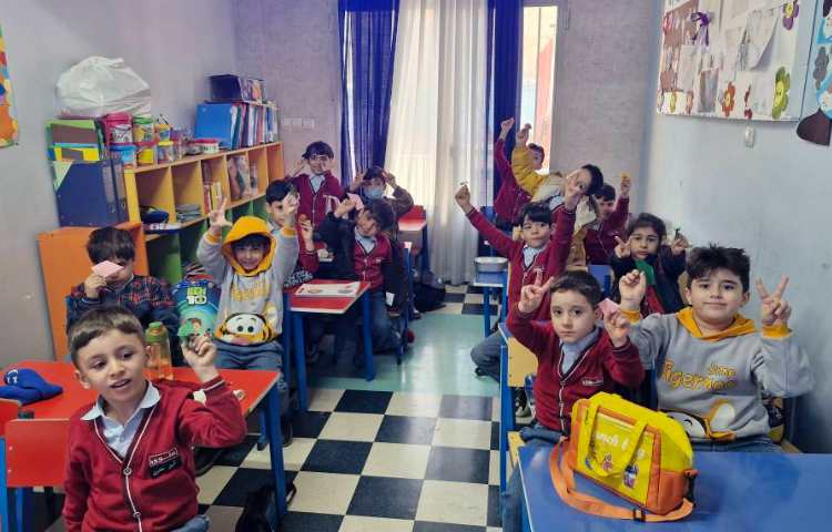 آموزش لغات همراه با ساخت کاردستی 1