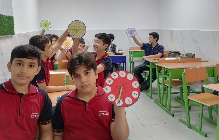 آموزش مبحث بخش پذیری کلاس سیمرغ 2