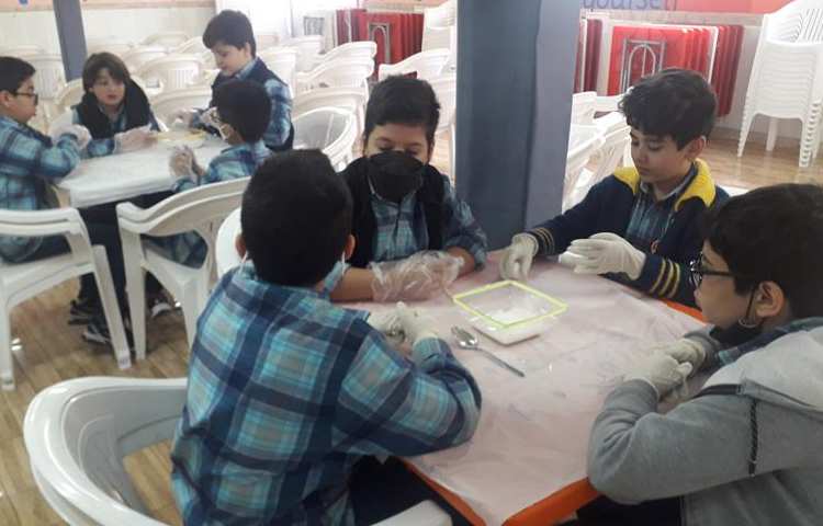 آموزش متفاوت جذاب و متفاوت مبحث کسرها پایه چهارم دبستان 2