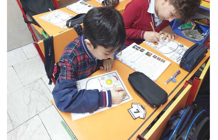 آموزش مجموع زاویه های داخلی اشکال هندسی همراه با دست ورزی