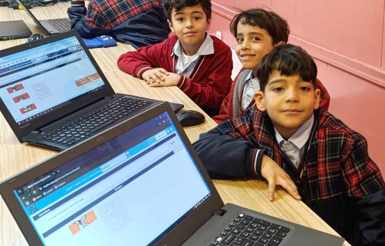 آموزش مفهوم جایگذاری و درگ اند دراپ با انجام بازی صفحه 91 کتاب 3