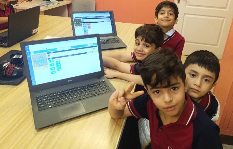 آموزش مفهوم حلقه تکرار انجام بازی های صفحه 108 و 109 کتاب 1