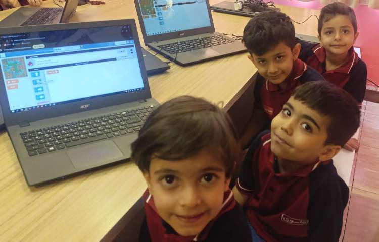 آموزش مفهوم حلقه تکرار انجام بازی های صفحه 108 و 109 کتاب 4