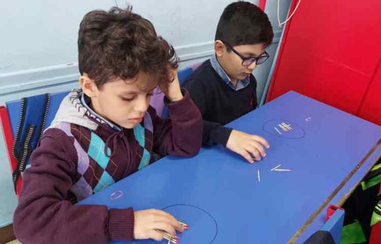 آموزش مفهوم دسته بندی و ساخت دسته ی 10 تایی با چوب کبریت. 5