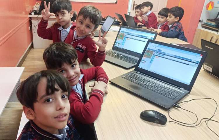 آموزش مفهوم روند و توالی با انجام بازی صفحه 93 کتاب رایانه 3