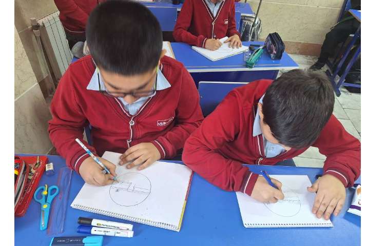 آموزش منظره و خانه سه بعدی پایه چهارم 12