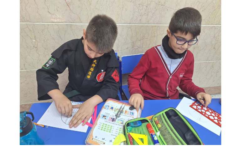 آموزش منظره و خانه سه بعدی پایه چهارم 6