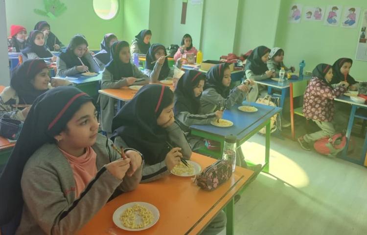 آموزش مهارت استفاده از چاپستیک