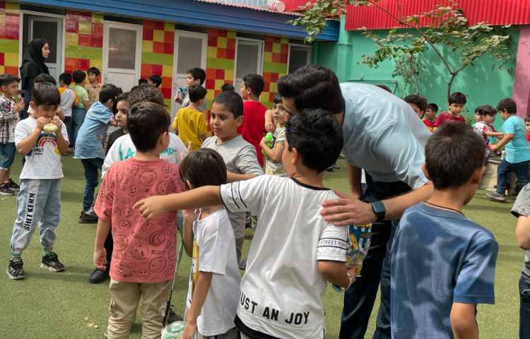 : آموزش مهارت های ارتباطی و آشنایی با قوانین مدرسه 13