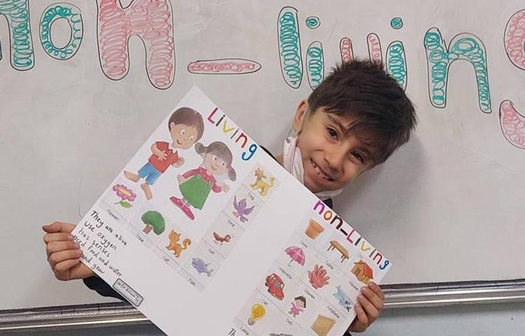 آموزش موجودات زنده و غیر زنده پایه دوم دبستان 3