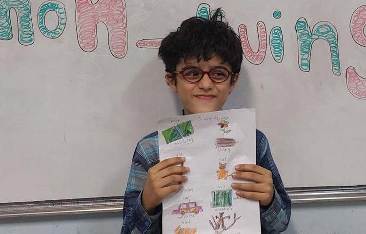 آموزش موجودات زنده و غیر زنده پایه دوم دبستان 8