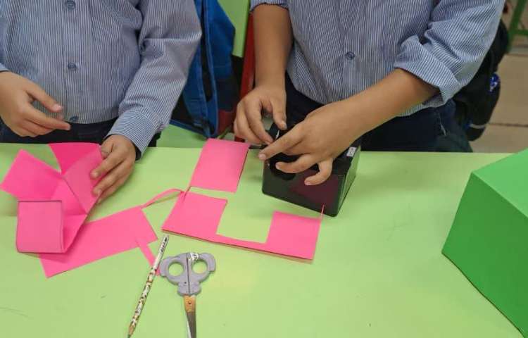 آموزش مکعب همراه با دست ورزی 2