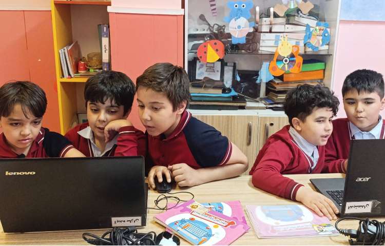 آموزش نحوه افزودن فیلم در پاورپوینت 5