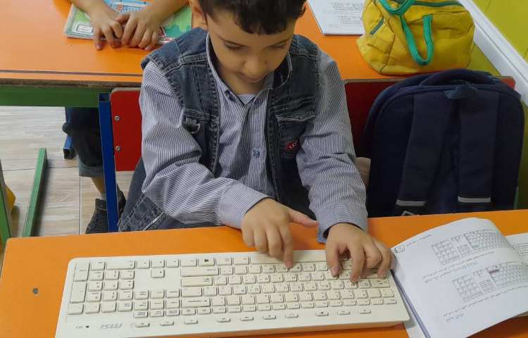 آموزش word ( نحوه ی کار با صفحه کلید، دسته بندی و کاربرد کلیدهای آن ) 1