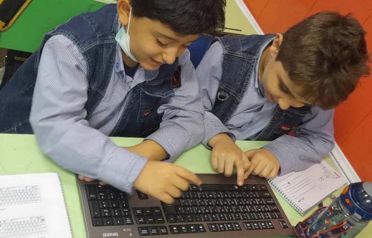 آموزش word ( نحوه ی کار با صفحه کلید، دسته بندی و کاربرد کلیدهای آن ) 4