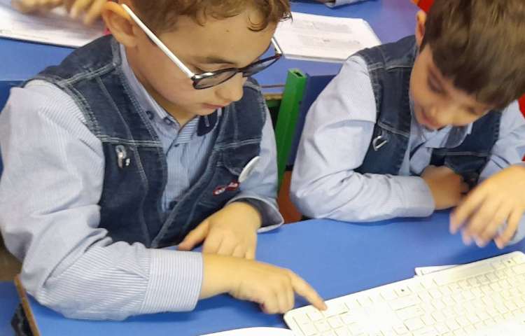 آموزش word ( نحوه ی کار با صفحه کلید، دسته بندی و کاربرد کلیدهای آن ) 5