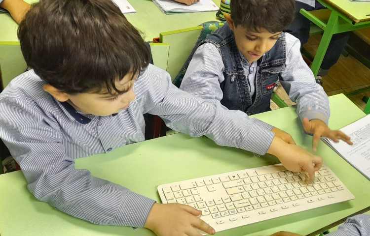 آموزش word ( نحوه ی کار با صفحه کلید، دسته بندی و کاربرد کلیدهای آن ) 5