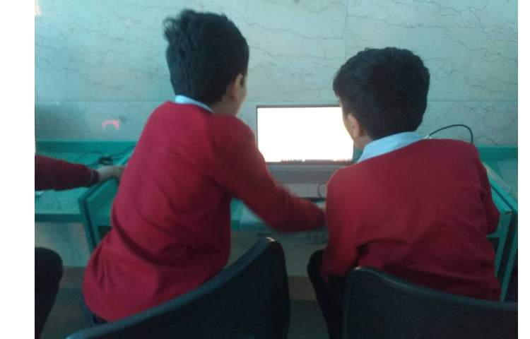 آموزش نرم افزار اسکرچ 4