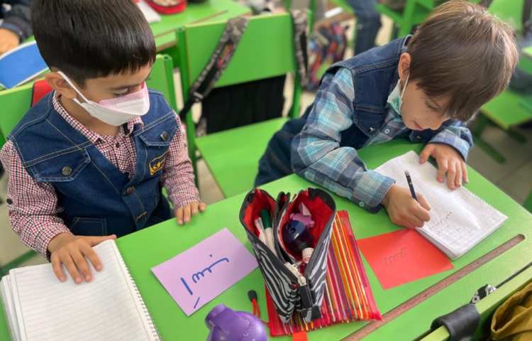 آموزش نشانه ها و املای خلاق درس فارسی پایه اول 9