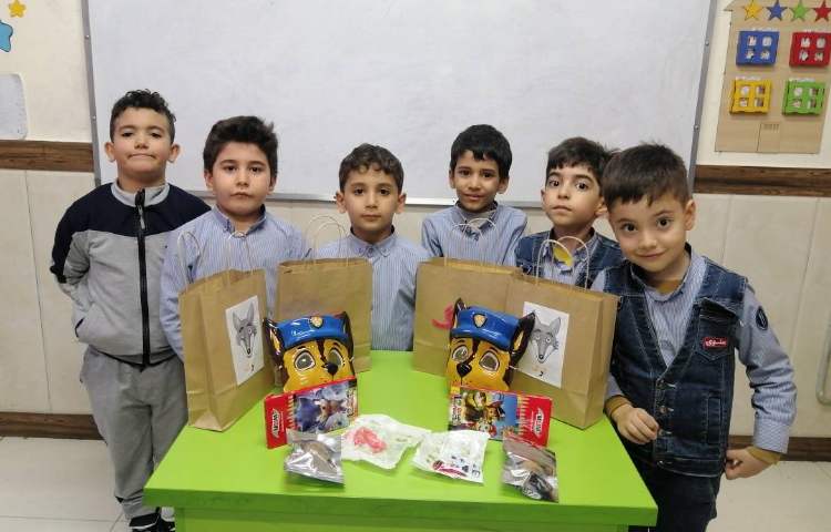 آموزش نشانه "گ" اهدای یادگاری توسط بردیا جان 2