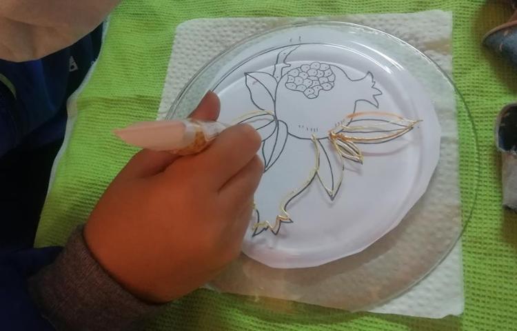 آموزش نقاشی با خمیر ویترای پایه ششم 1