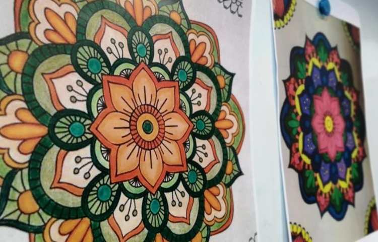 آموزش نقاشی با مداد رنگی آثار سنتی 4