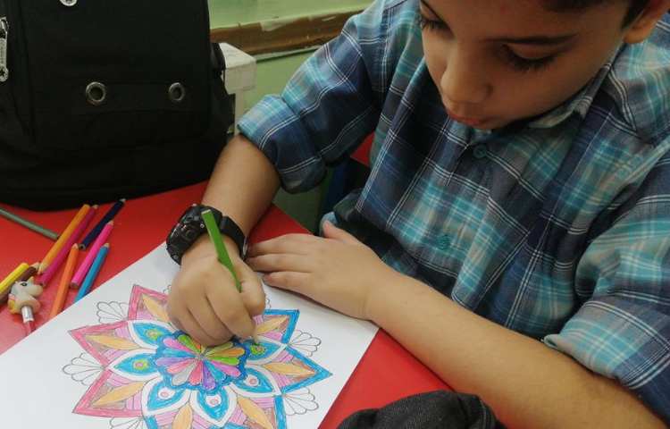 آموزش نقاشی با مداد رنگی آثار سنتی
