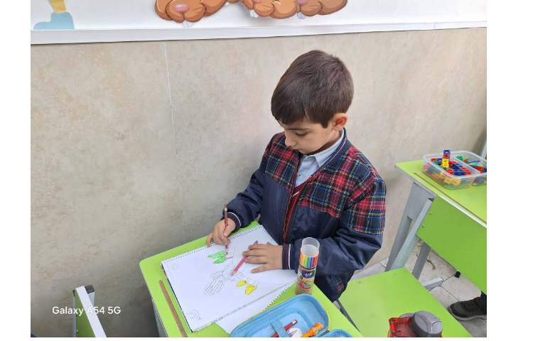 آموزش نقاشی خانه کاکاتوسی 7