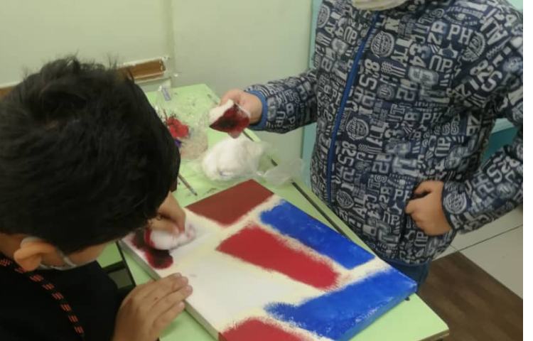 آموزش نقاشی روی بوم 2