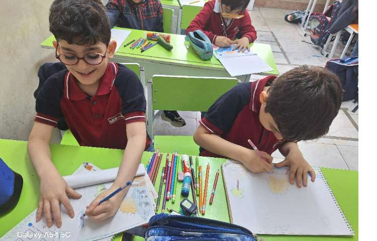 آموزش نقاشی ساحل و غروب خورشید پایه اول 4